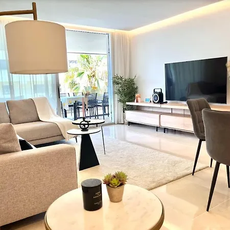 Apartment Coastal Living At Royal Banus *