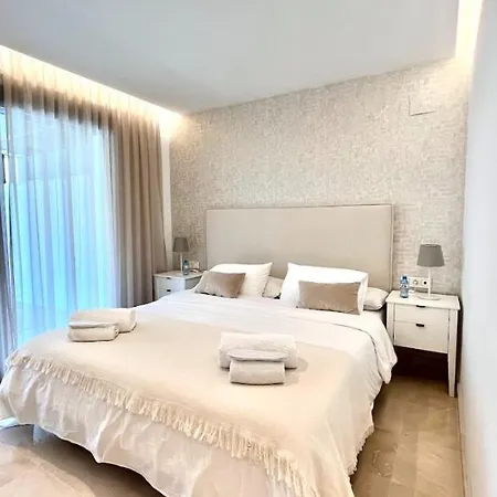 Apartment Coastal Living At Royal Banus Marbella