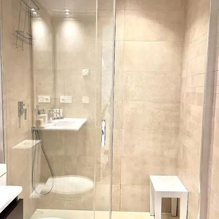 Coastal Living At Royal Banus Apartment *