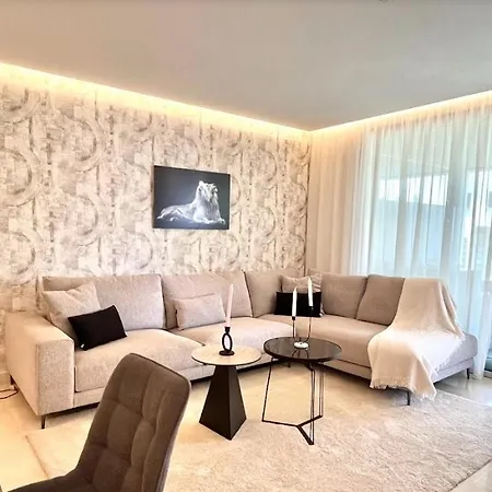 Apartment Coastal Living At Royal Banus Marbella