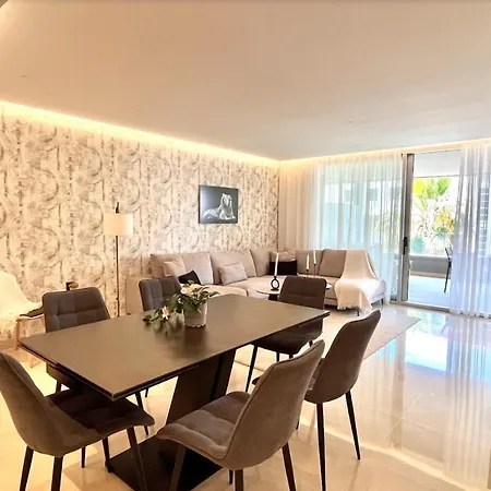 Apartment Coastal Living At Royal Banus